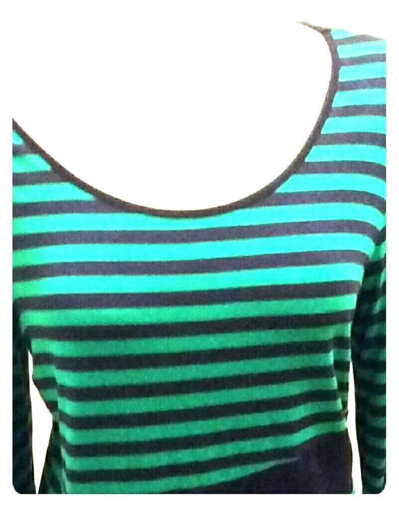 Bnwot- Cable & Gauge  - Striped LS blouse